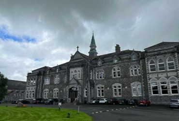 Cistercian College