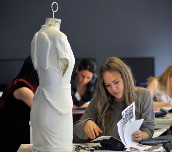 Webinaire Pour Ceux Qui S'intéressent à L'Éducation En Mode Et Design à L'Istituto Marangoni!