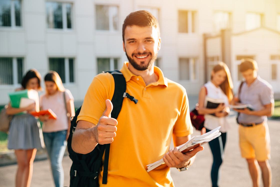 Les Avantages Des Études À L'étranger