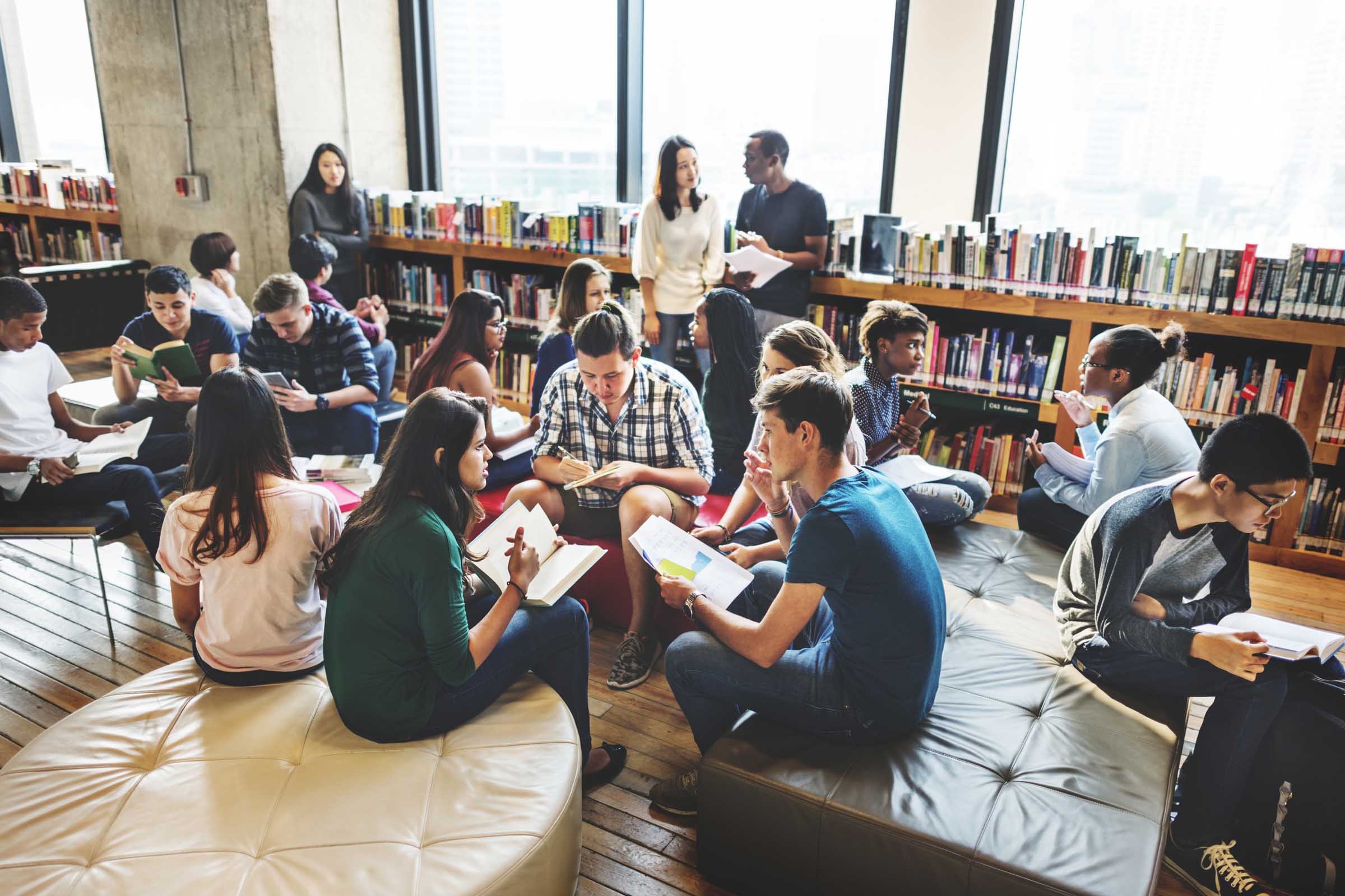Les Meilleures Écoles de Commerce du Monde: Conditions d'Admission et Programmes d'Études