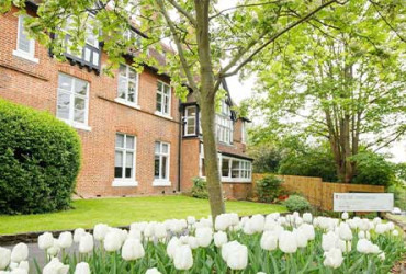 Mill Hill International School